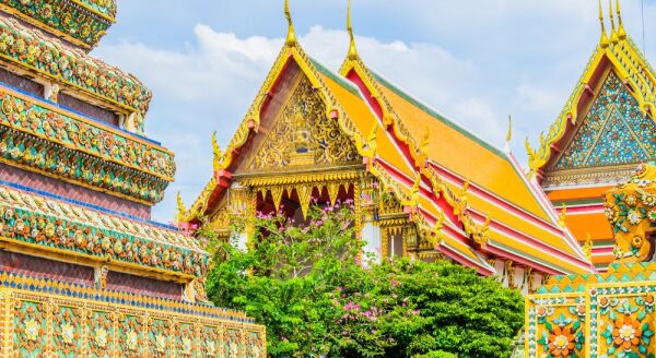 Day 9: Bangkok Temples Tour (B)