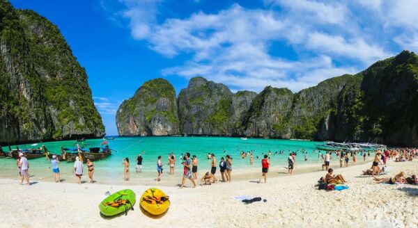 Day 10: Ho Chi Minh Fly To Phuket (B)