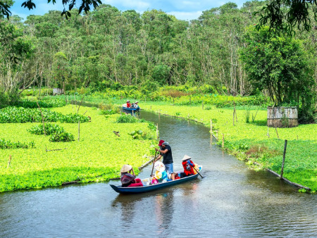 Coaster Charm & Mekong Adventure: Vietnam & Cambodia - 17 Days