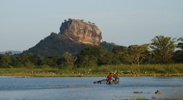 Day 2: Climbing to the Sky King’s Fortress - Negombo – Dambulla – Sigiriya (B) - climbing-to-the-sky-kings-fortress-negombo-dambulla-sigiriya-b-pdoPF5jy.jpg