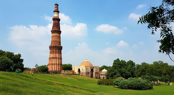 Day 2: Delhi City Tour - delhi-city-tour-qNayrkUy.jpg