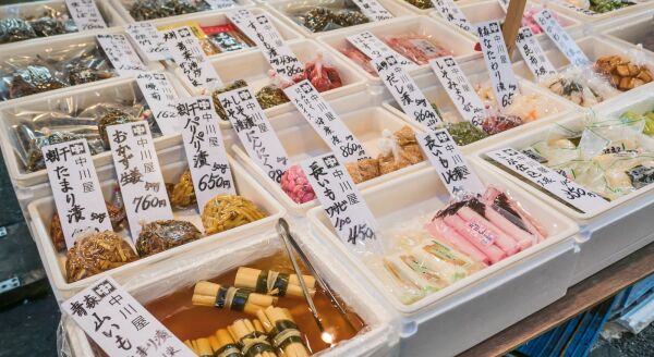 Day 4: Tsukiji Fish Market & food tasting - tsukiji-fish-market-food-tasting-6ew6e3VW.jpg