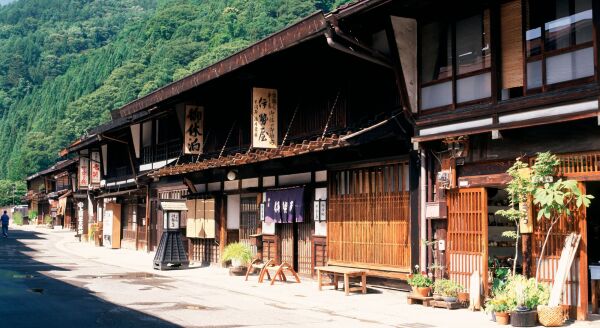Day 8: Castles & Historic Villages - castles-historic-villages-W3C7Qa0M.jpg