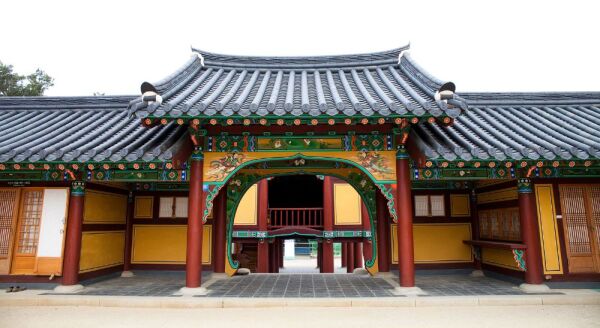 Day 3: GANREUNG/ANDONG : MASK IT UP (L) - ganreungandong-mask-it-up-l-adbAU1Pl.jpg