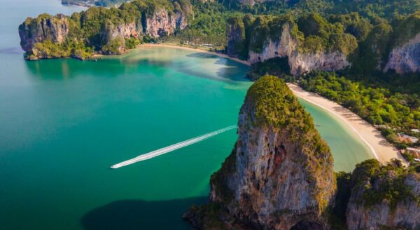 Day 8: Four Islands Tour By Speed Boat (B/L) - Group Tour - four-islands-tour-by-speed-boat-bl-group-tour-ZzmGjaRG.jpg
