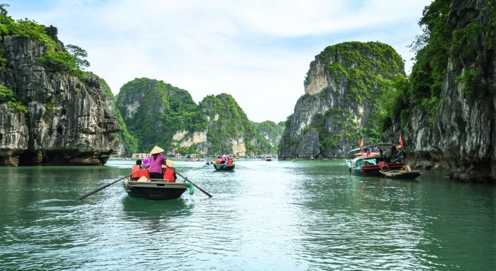 Day 9: Halong Bay to Hanoi (B,L)
