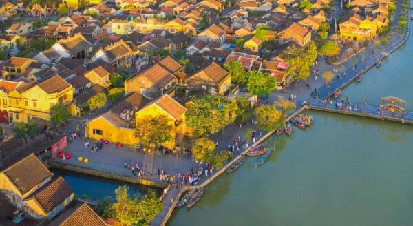 Day 4: TRAVEL FROM HO CHI MINH TO HOI AN (B)
