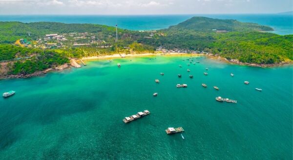 Day 9: Ha Noi – Fly To Phu Quoc (B) Flight Included - Guide