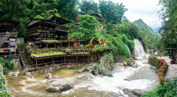 Day 6: Travel From Hanoi To Sapa - Trekking to Cat Cat Village (B/L/D) - join a group tour