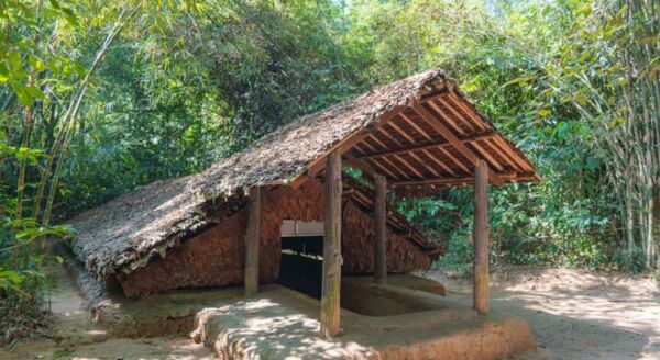 Day 3: Explore the Maze Of Cu Chi Tunnels - Afternoon Flight To Bangkok (B) Group Tour - Flight Included